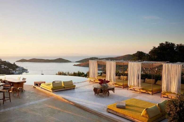 Hotel Aigis Suites