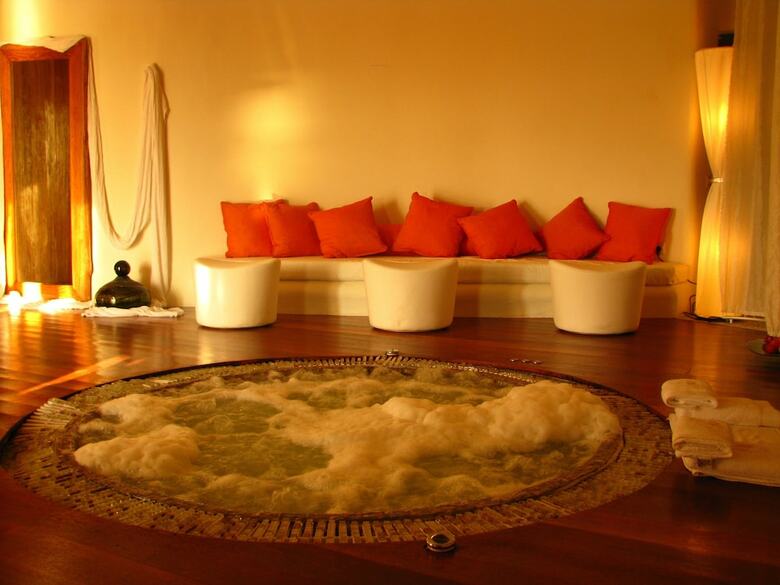 Hotel Aigis Suites