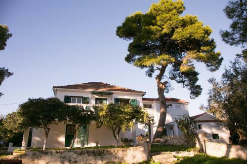 Villa Eleni