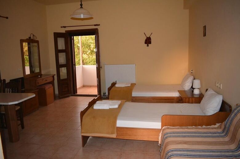 Apartamentos Ellinospito
