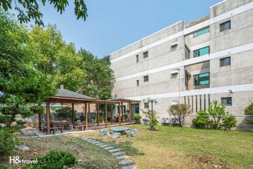 H& Taitung Feng Lin Resort Hotel