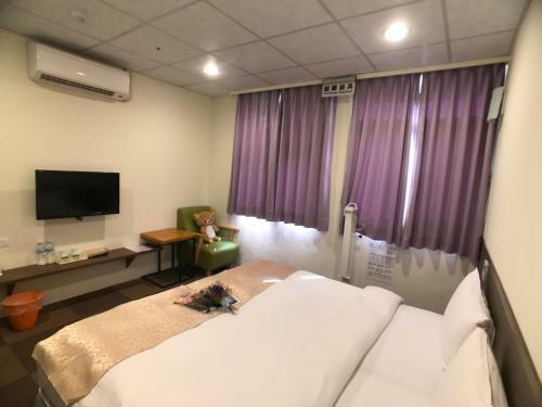 Chang Ti Metropolis Commercial Hotel