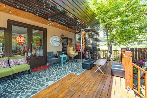 Hostal Hua Mu Xing Jing B&B