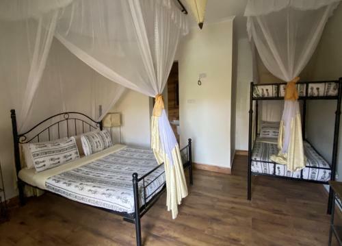 Hotel Ahadi Lodge