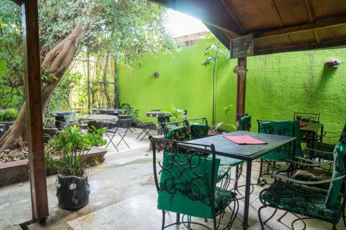 New Siesta Hotel