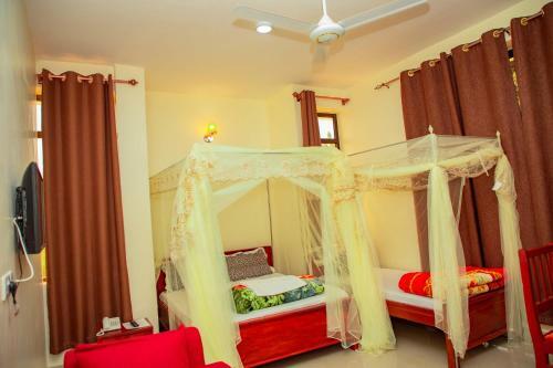 Kilimanjaro White House Hotel