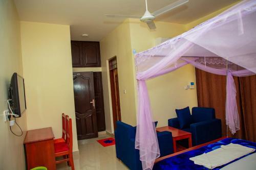 Kilimanjaro White House Hotel