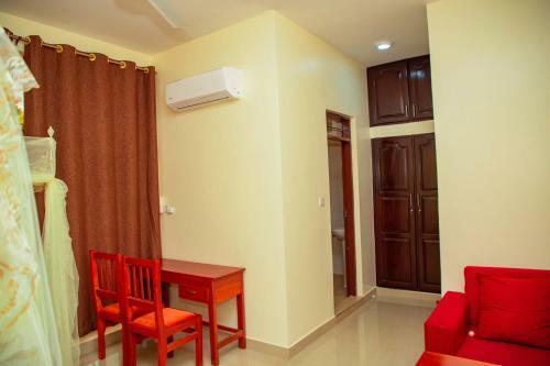 Kilimanjaro White House Hotel