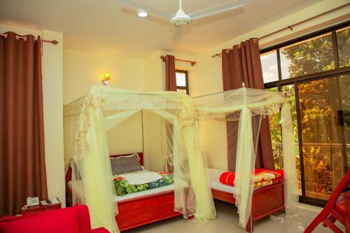 Kilimanjaro White House Hotel