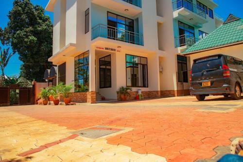 Kilimanjaro White House Hotel