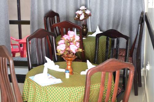 Kilimanjaro White House Hotel