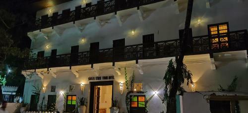 Bed & Breakfast Smiles Stone Town Hotel