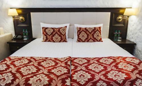 Hotel Iv�ncs� Birtok