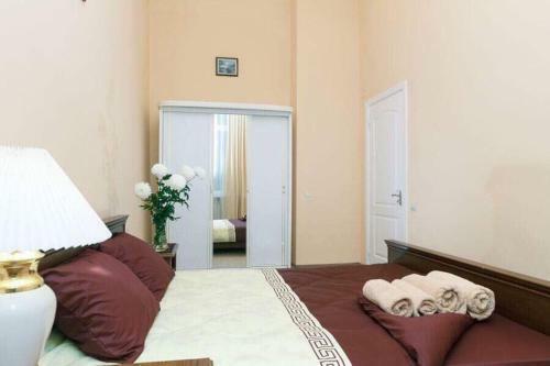 Apartamento Great One Bed On Mykhaylovskaya Str