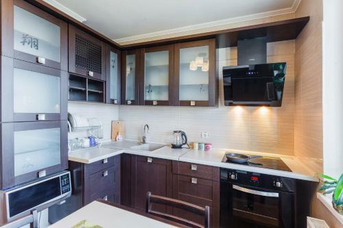 Family Apartments On Lomonosova 36a