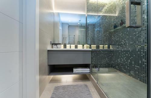 Victory Luxury Apartment Center