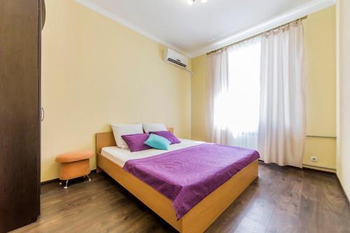 2-room Apartment Near Khreshchatyk And Golden Gate