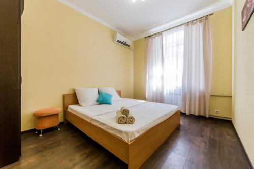 2-room Apartment Near Khreshchatyk And Golden Gate