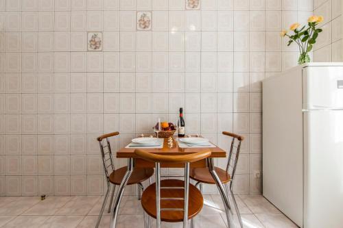2-room Apartment Near Khreshchatyk And Golden Gate