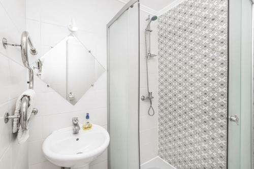 Rest Time Apartments