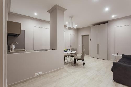 Luxury Apart-hotel Costa Fontana ??????????? ? ???? ????? ??????? 12 ??
