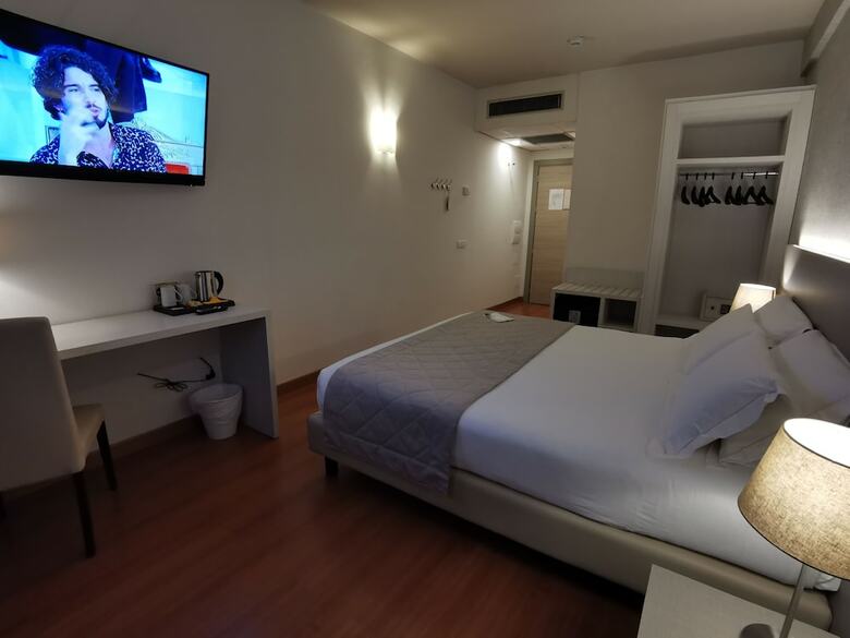 Hotel President