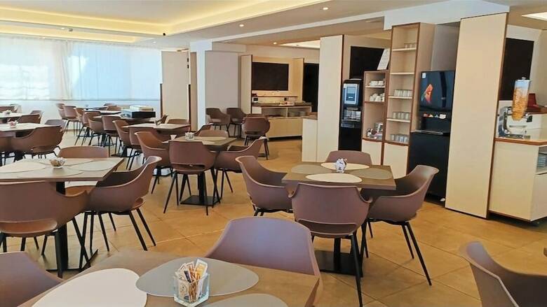Hotel President