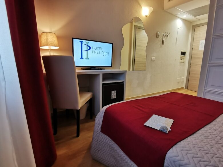 Hotel President