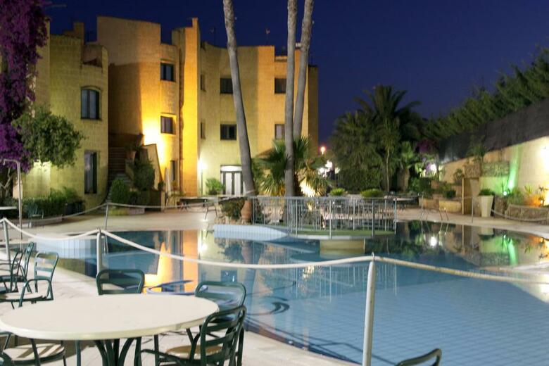 Hotel Grand Mose