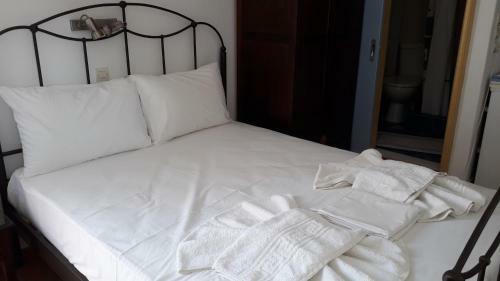 Hostal Anerousa