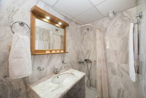 Aparthotel Mythos Beach Hotel Apartments