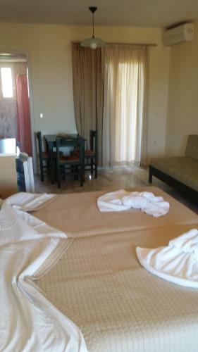 Aparthotel Mythos Beach Hotel Apartments