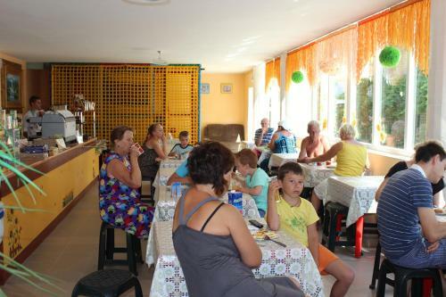 Hotel Antoshka Pansionat