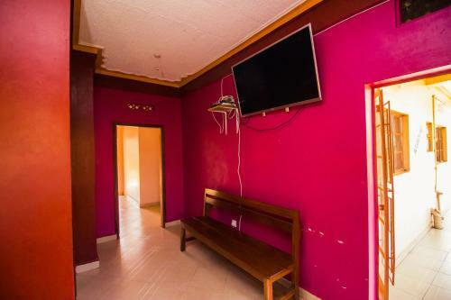 Hillview Hotel