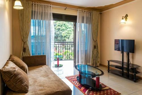 Spacious Apartment For 46 People In Kampala
