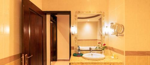 Apartamento Royal Suites Hotel - Two-bedrooms Suite 1