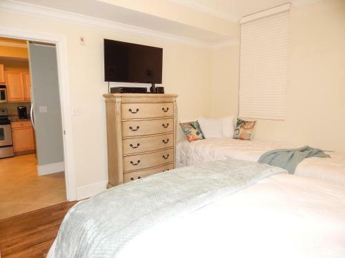 Apartamento 620 Holiday Isle 620 Condo