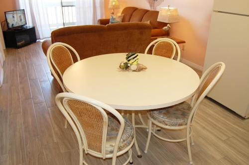 Apartamento Las Palmas 204 Condo