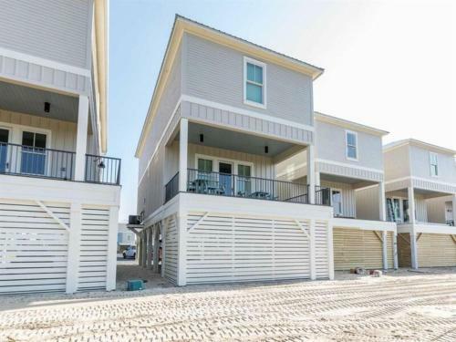 Captain's Landing By Meyer Vacation Rentals