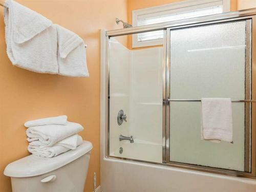 Sea Monster West By Meyer Vacation Rentals