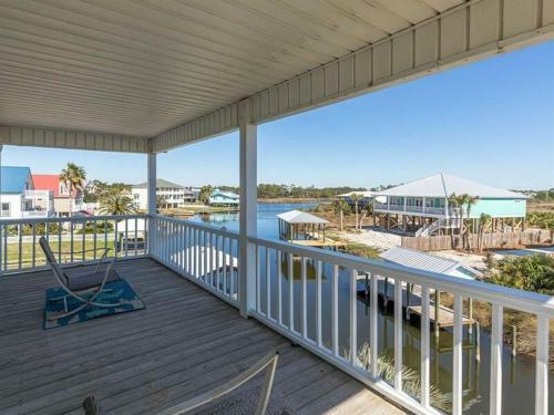 Summer Breeze West By Meyer Vacation Rentals