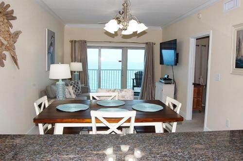 Apartamento Crystal Tower 1406 Condo