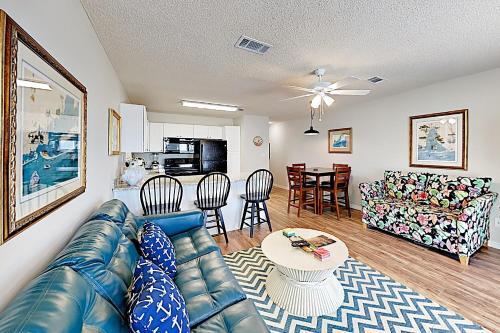 Apartamento New Listing! Blue Heron East On Lagoon Duplex
