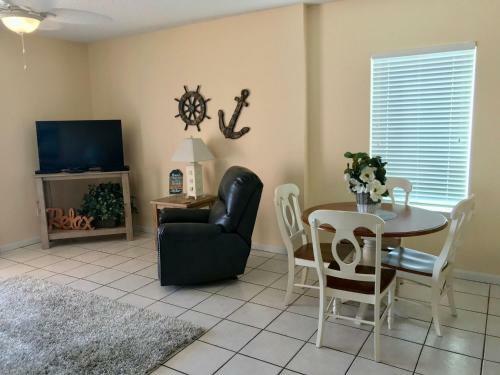 Tropic Isle By Gulf Shores Rentals