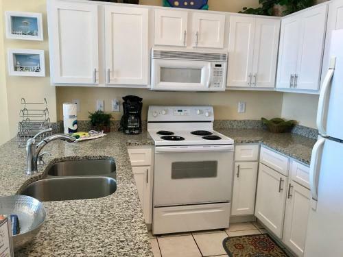 Tropic Isle By Gulf Shores Rentals