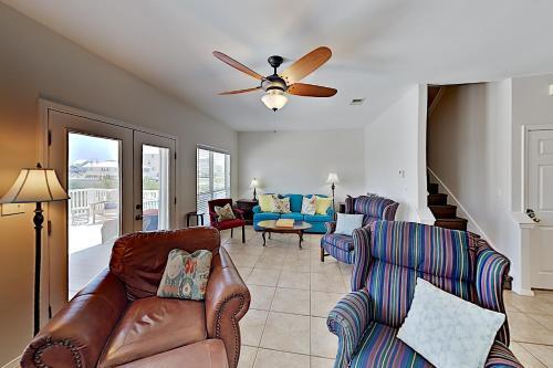 1387 W Lagoon Ave Home