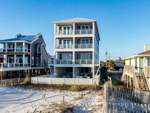 Sea Monster East By Meyer Vacation Rentals