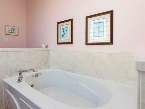 Sea Monster East By Meyer Vacation Rentals