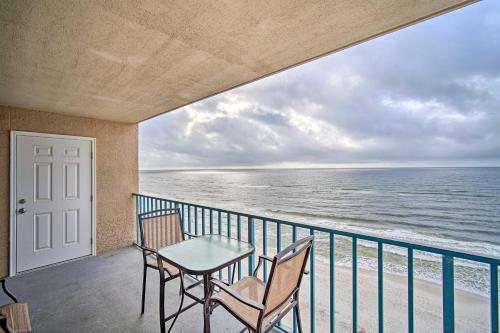 Apartamento Cozy Beachfront Escape With Pool And Gulf Access!