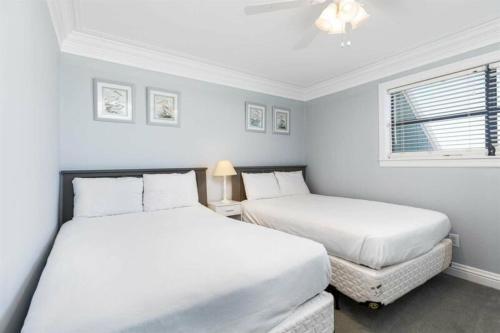 Aqua 99 By Meyer Vacation Rentals